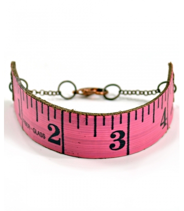Attacchi d'arte, Bracciale in pelle con metro rosa