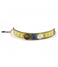 Attacchi d'arte, Bracciale in pelle con metro giallo e doppi bottoni e catenina dorata