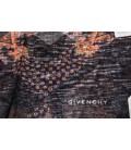 Givenchy, foulard stampato geometrica