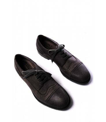 Dolce&Gabbana, scarpa stringata in pelle effetto consumato
