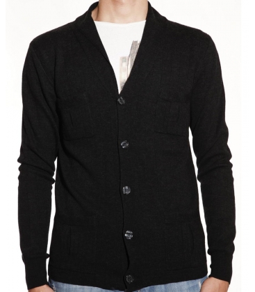 Cardigan nero, Alessandrini
